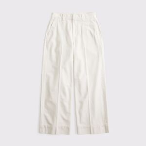 ISO: A&F Curve trouser Jean Ecru Or Black